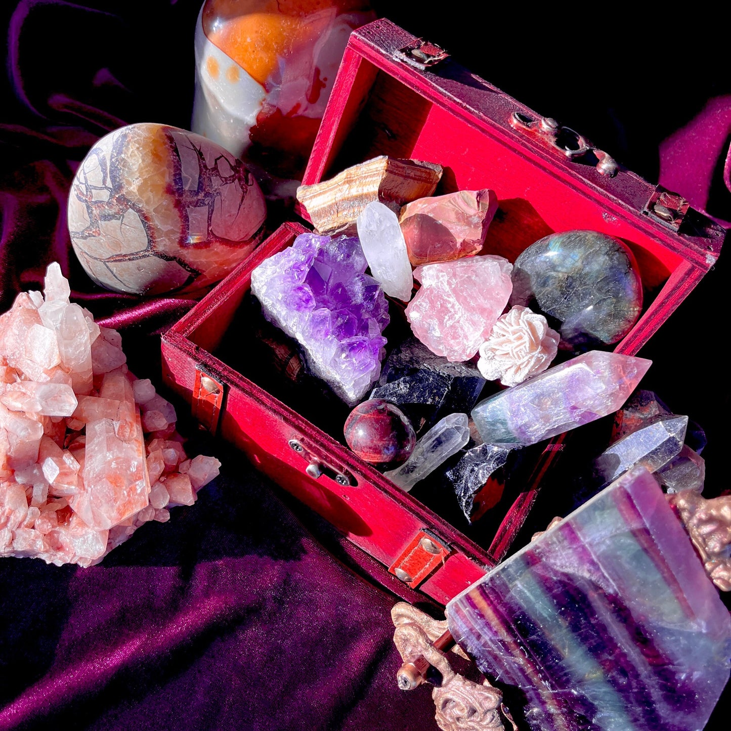 Crystal Witchcraft Kit ~ Natural Crystal Collection ~ Rough Crystal Healing Crystals and Stones Geode Amethyst selenite fluorite obsidian