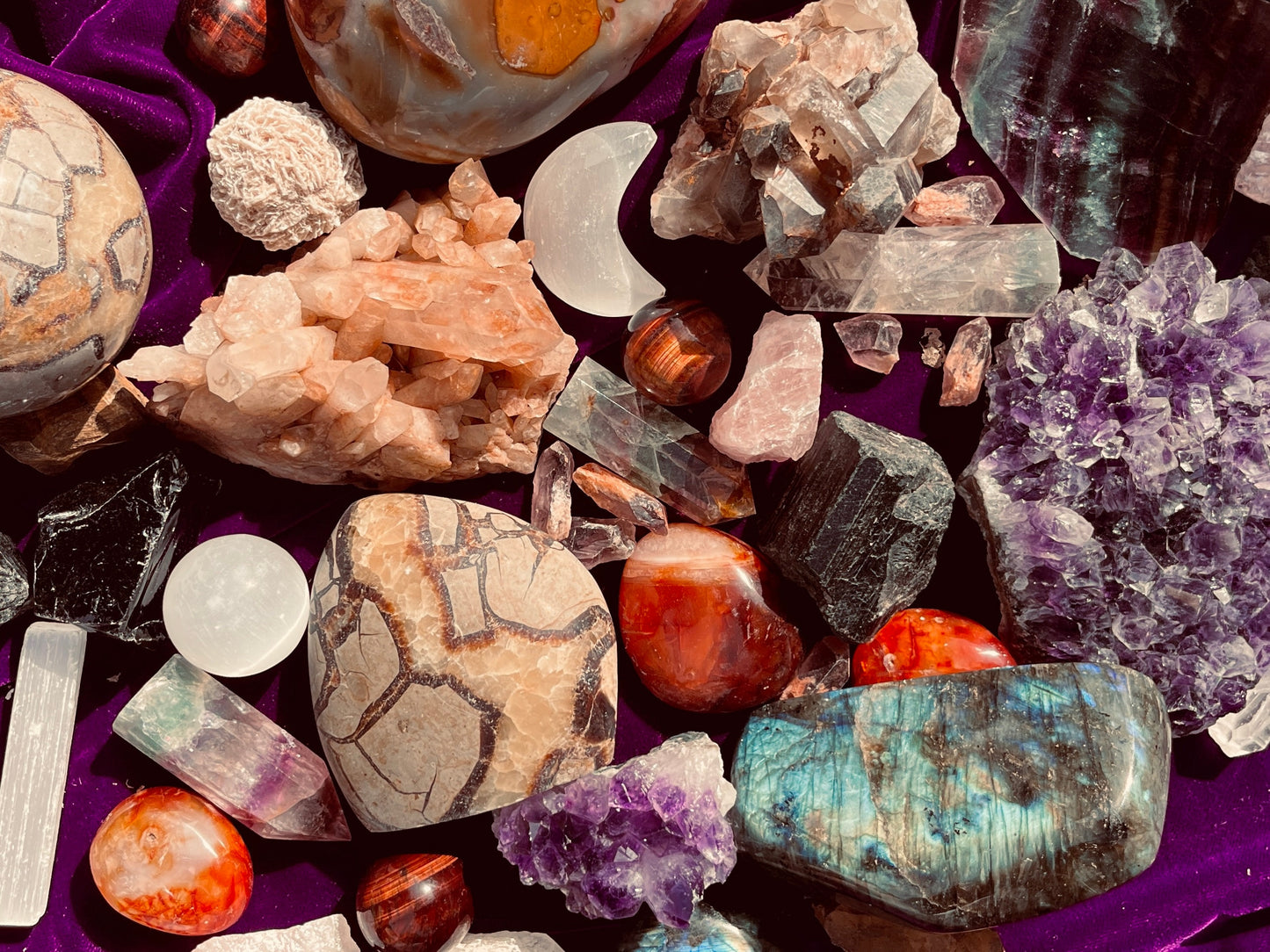 Crystal Witchcraft Kit ~ Natural Crystal Collection ~ Rough Crystal Healing Crystals and Stones Geode Amethyst selenite fluorite obsidian