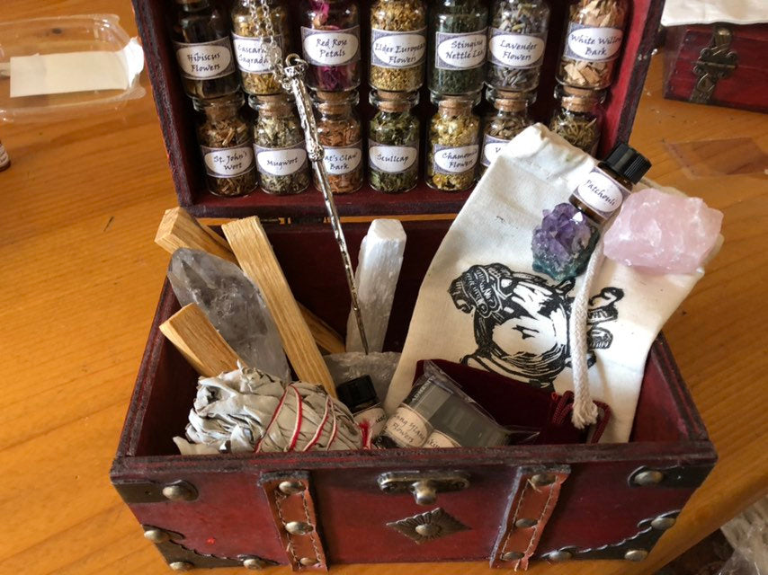 WITCHCRAFT KIT ~ witch alter sets ~ wand kit ~ witch kits ~ potion kit ~ crystal witchcraft ~ spellbook ~ book of shadows ~ cigar box